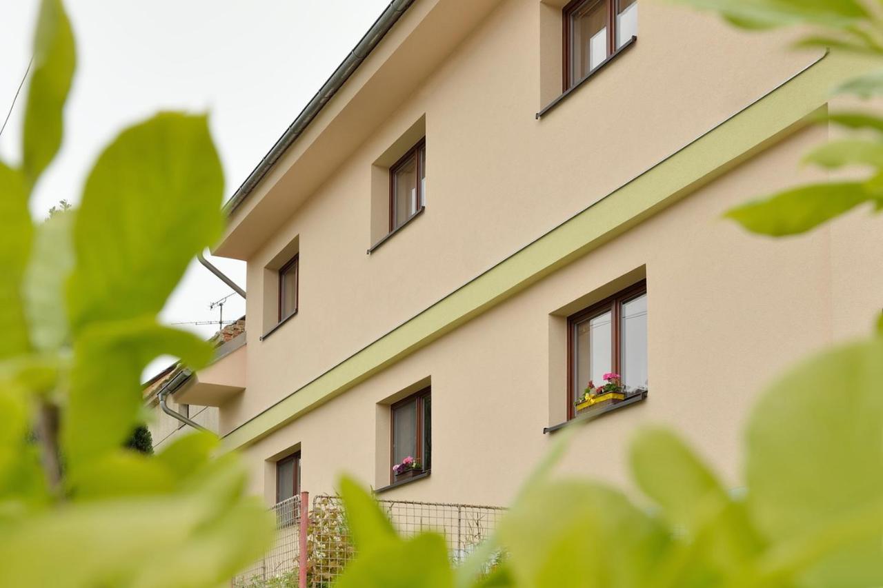 Penzion Mala Farma Nemojany Exteriör bild